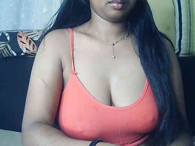 Queenihot webcam