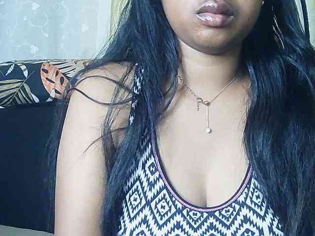 Queenihot webcam