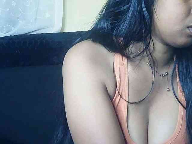Queenihot webcam