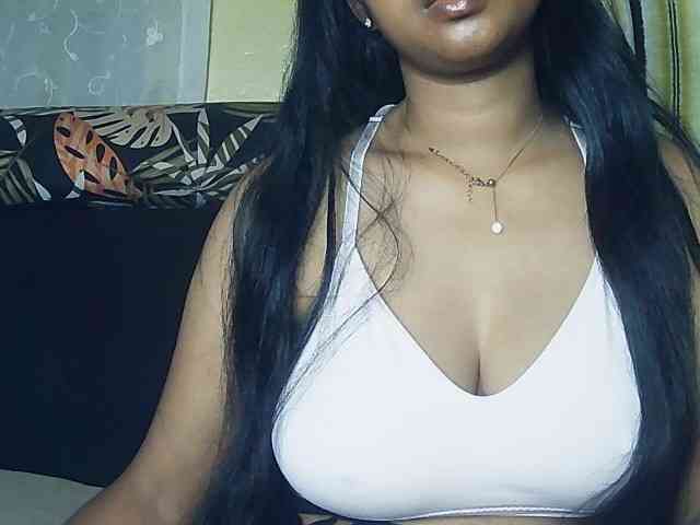 Queenihot webcam