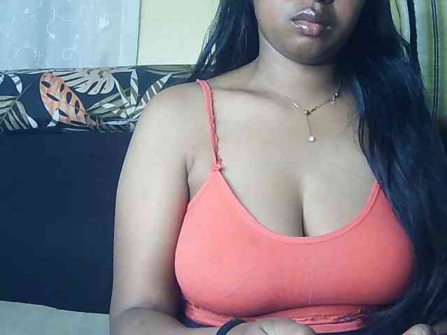 Queenihot webcam