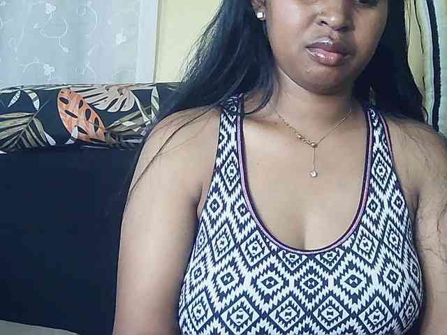 Queenihot webcam