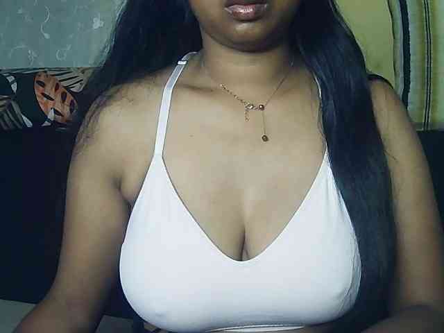 Queenihot webcam