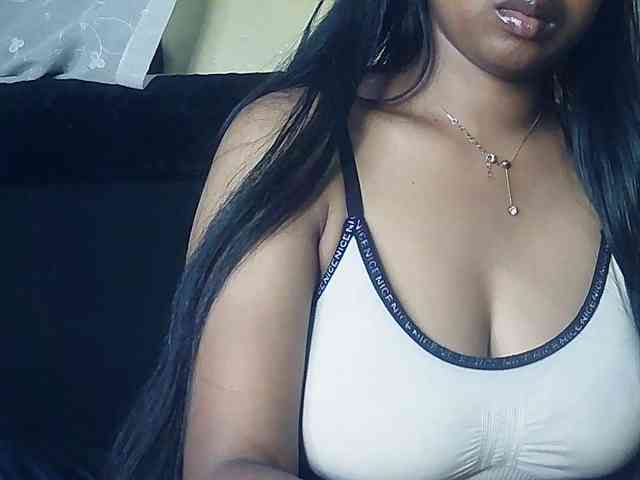 Queenihot webcam