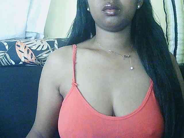 Queenihot webcam