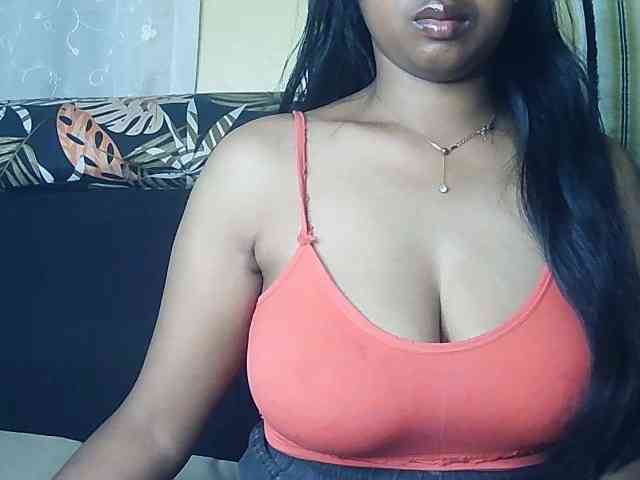 Queenihot webcam