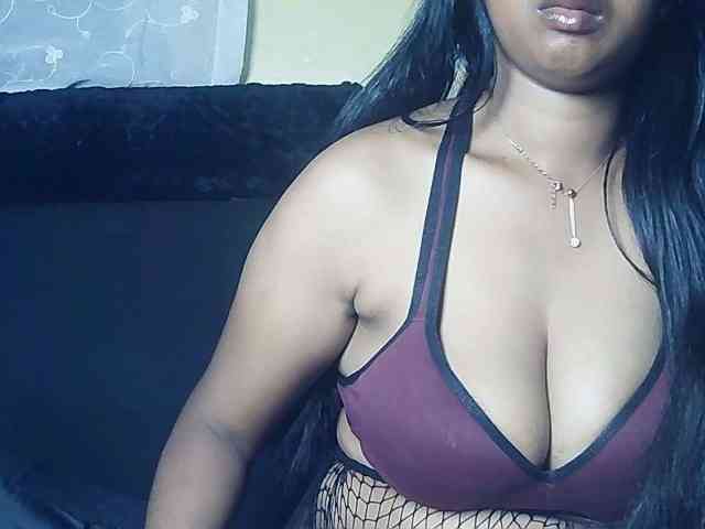 Queenihot webcam