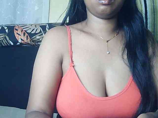 Queenihot webcam