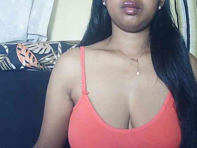Queenihot webcam