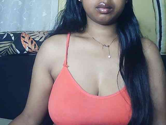 Queenihot webcam