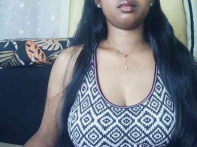 Queenihot webcam