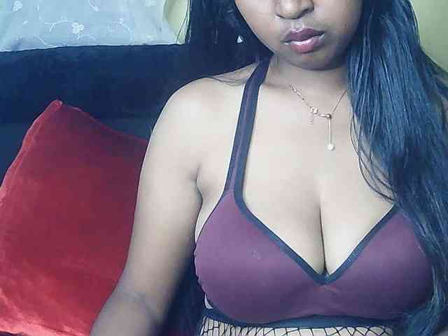 Queenihot webcam