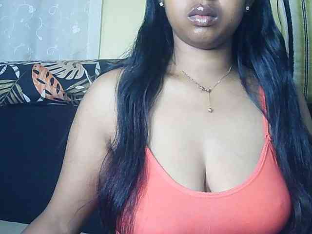 Queenihot webcam