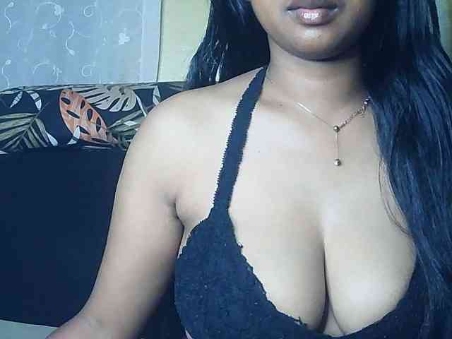 Queenihot webcam
