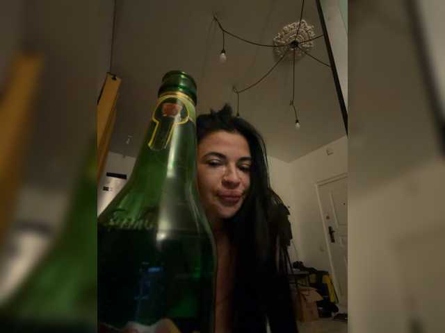 Nikanika27 live cam