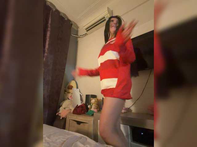 Nikanika27 live webcam show