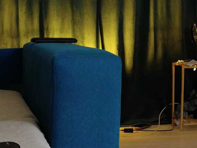 ScarlettNoirr live cam on BongaCams