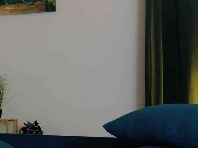 ScarlettNoirr webcam