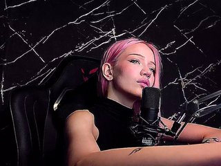 Molodaya Porn Show