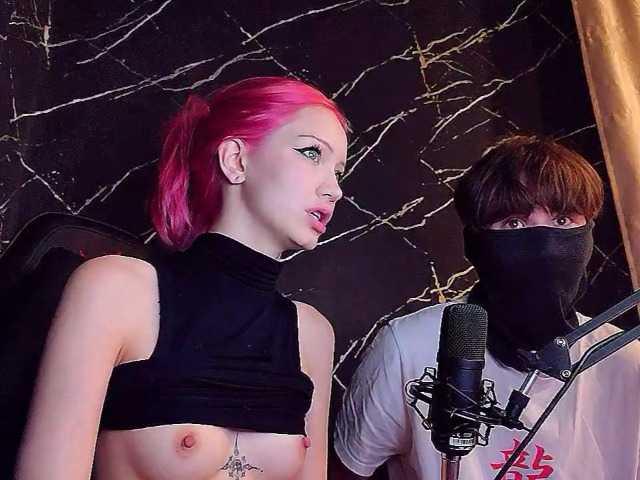 Molodaya live cam on BongaCams