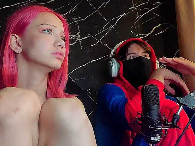 Molodaya live cam on BongaCams