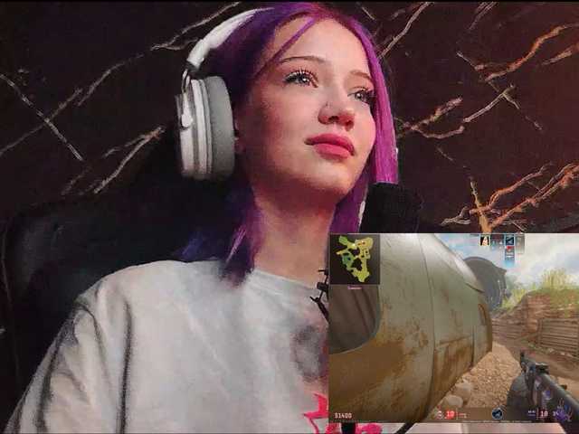 Molodaya live cam on BongaCams