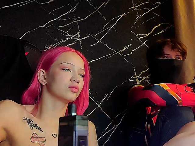 Molodaya live cam on BongaCams