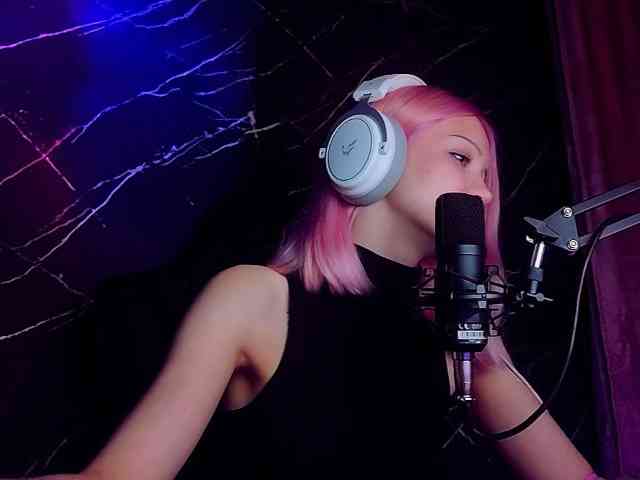 molodaya's live room