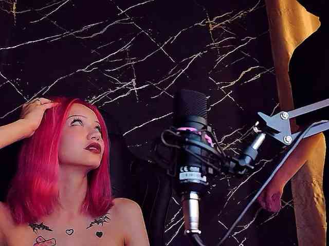 molodaya's live room