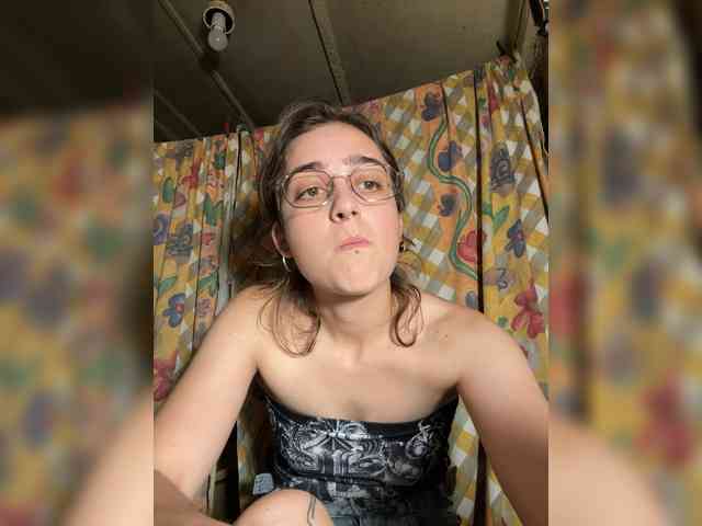 Lolly777 Live Webcam on BongaCams