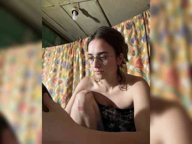 Lolly777 webcam