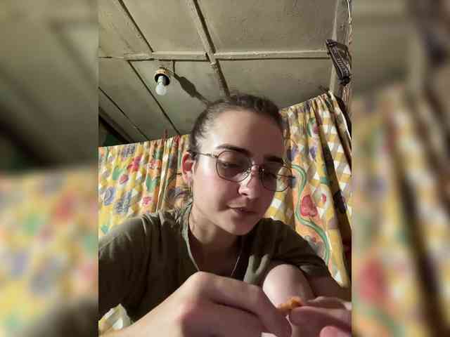 Lolly777 webcam