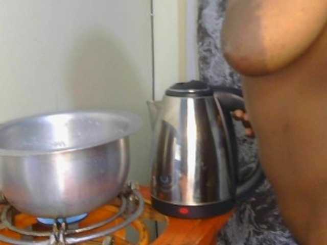 Prettyalice2 live cam on BongaCams