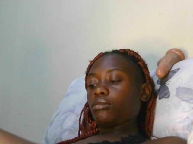 Prettyalice2 live cam on BongaCams