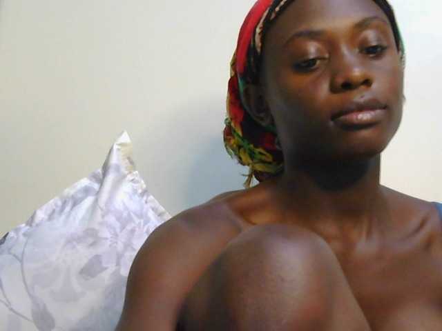 Prettyalice2 live cam on BongaCams