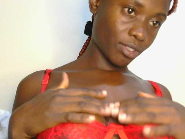 Prettyalice2 live cam on BongaCams
