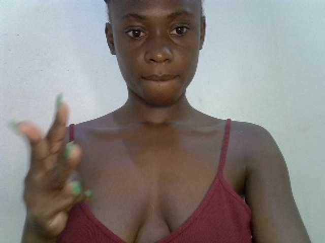 Prettyalice2 live cam on BongaCams
