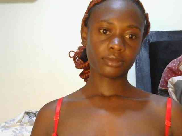 Prettyalice2 webcam