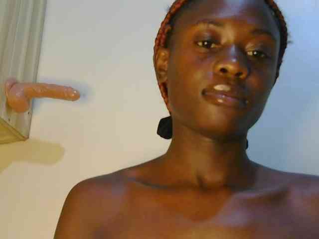 Prettyalice2 webcam