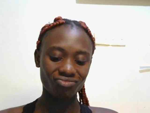 Prettyalice2 Live Webcam on BongaCams