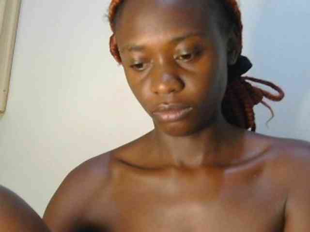 Prettyalice2 webcam