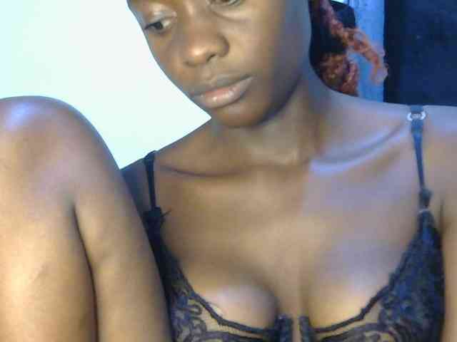 Prettyalice2 webcam