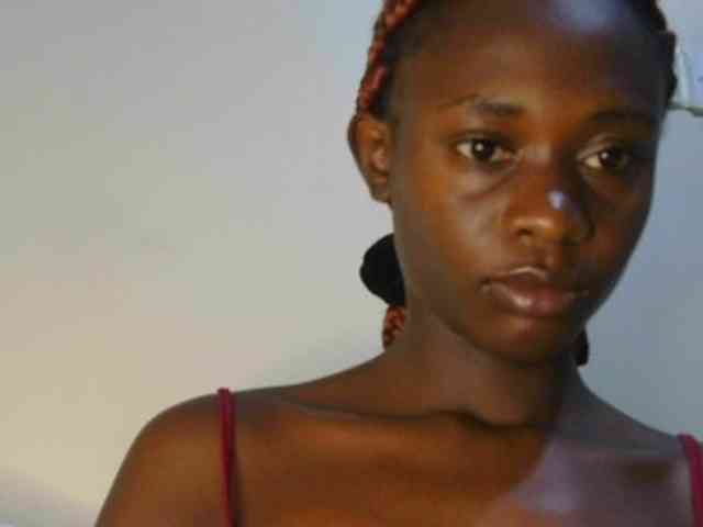 Prettyalice2 webcam