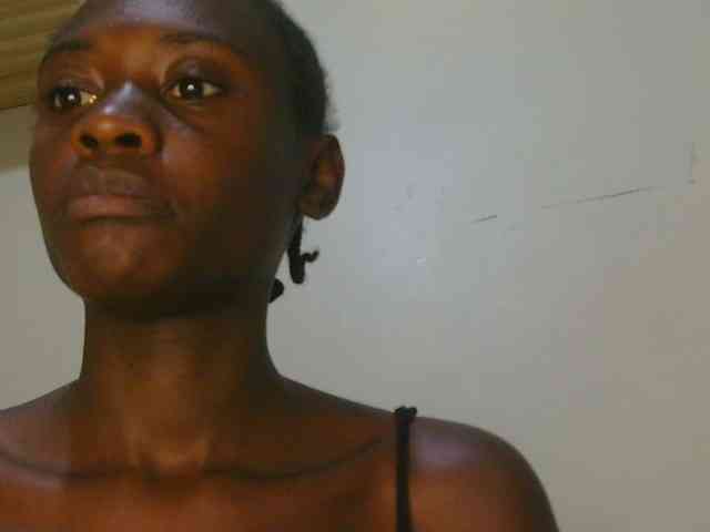 Prettyalice2 webcam