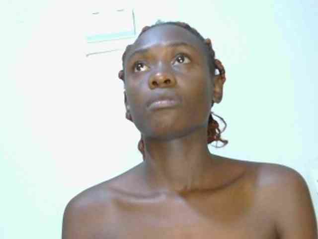 Prettyalice2 webcam