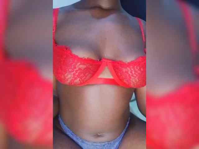 Prettyalice2 webcam