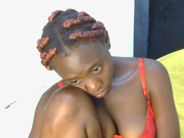 Prettyalice2 webcam