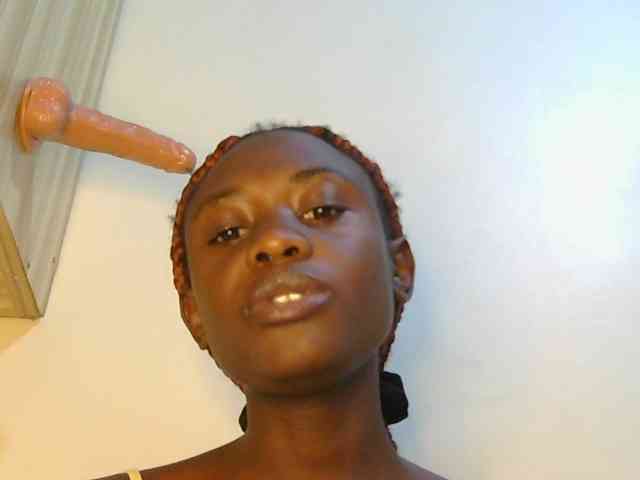Prettyalice2 webcam