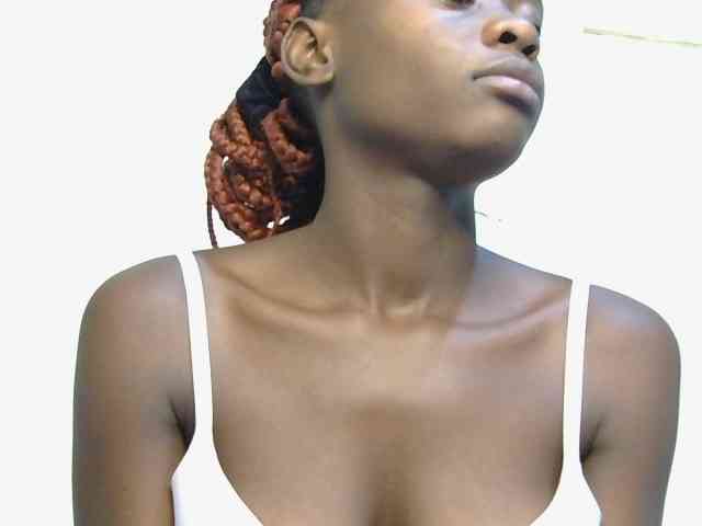 Prettyalice2 webcam