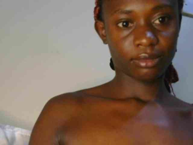 Prettyalice2 webcam